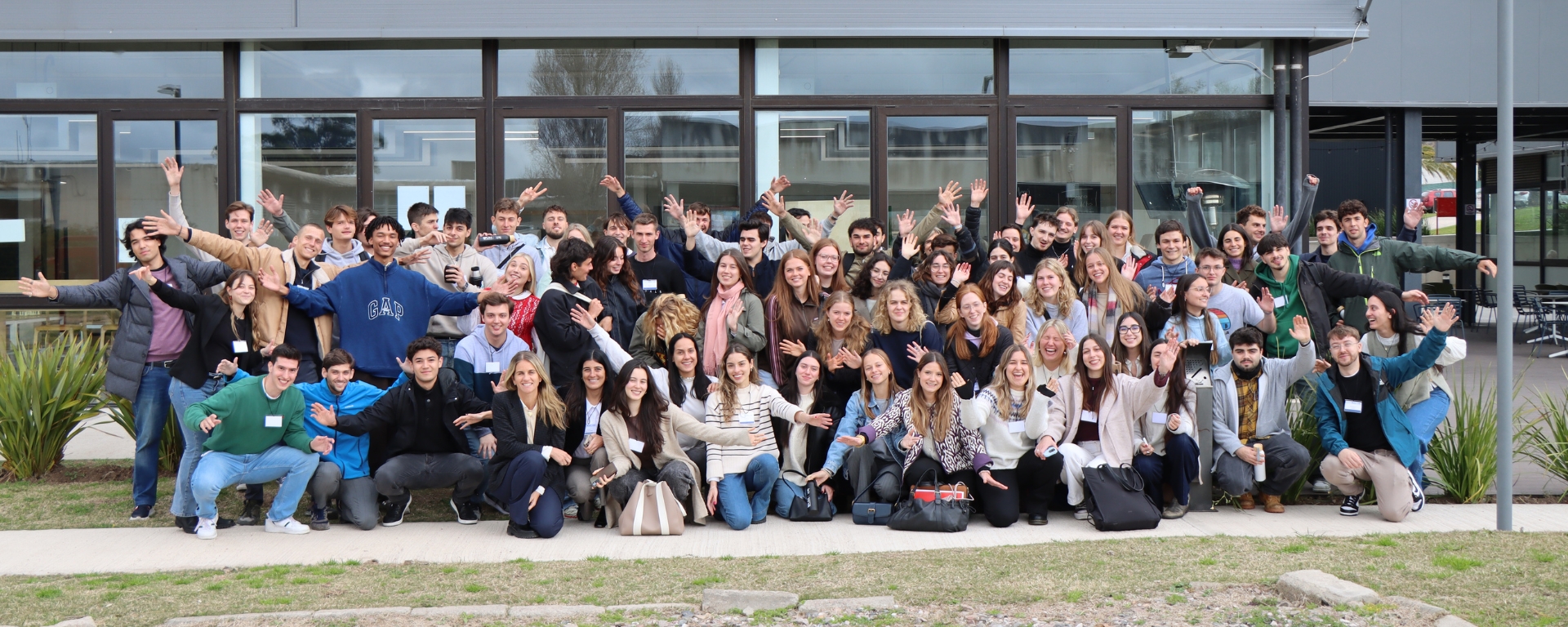 Bienvenida de alumnos internacionales Bienvenida de alumnos internacionales