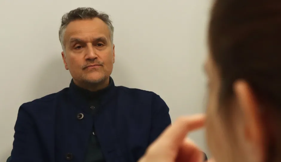 “El apuro nos deshumaniza. La lentitud nos rehumaniza”: Carl Honoré en la UM “El apuro nos deshumaniza. La lentitud nos rehumaniza”: Carl Honoré en la UM