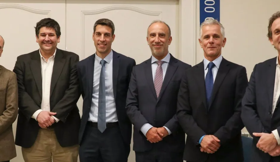 La UM reunió a especialistas internacionales para analizar el proyecto de reforma de la defensa de la competencia en Uruguay La UM reunió a especialistas internacionales para analizar el proyecto de reforma de la defensa de la competencia en Uruguay