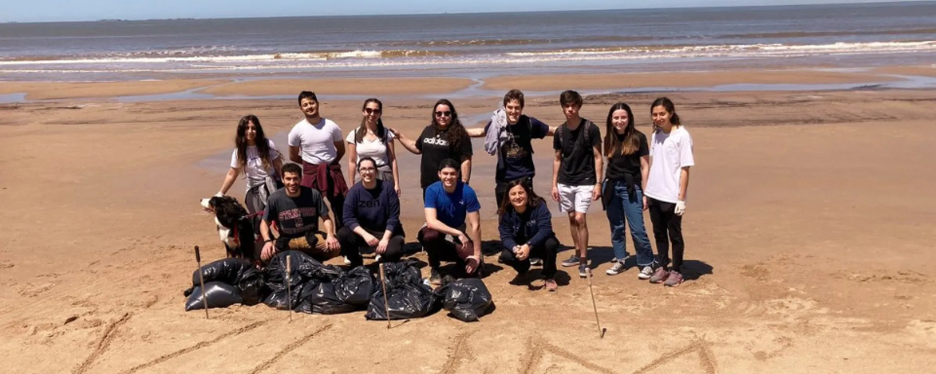 Limpieza de playas Limpieza de playas