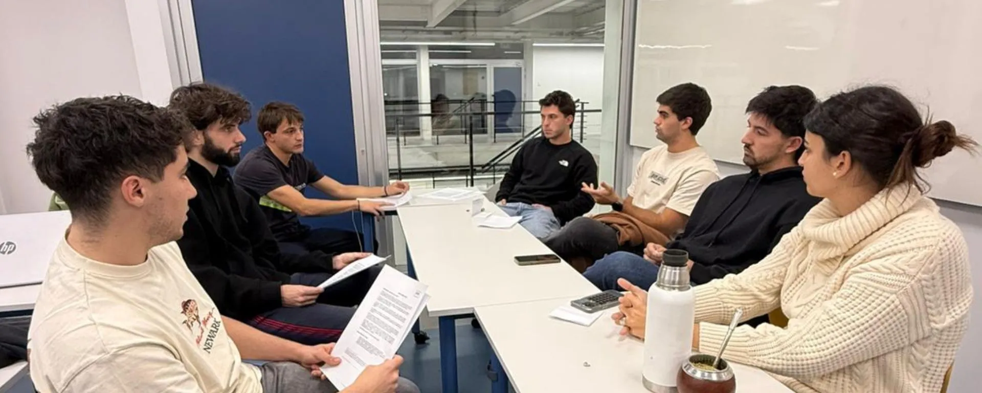 Pensar como negociadores: Estudiantes de la FCEE participan del Taller de Negociación Internacional Pensar como negociadores: Estudiantes de la FCEE participan del Taller de Negociación Internacional